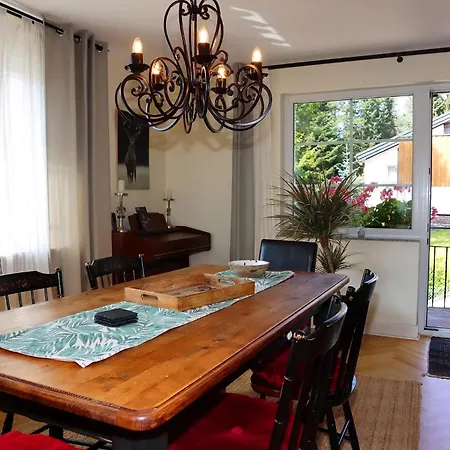 Holiday home Stylisitisch, Grosszuegig, Komplett Fuer Euch Allein, *