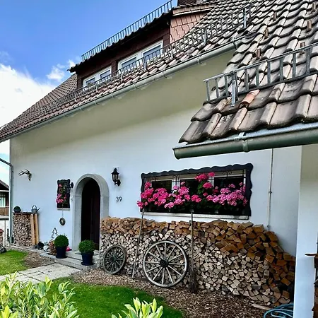 Stylisitisch, Grosszuegig, Komplett Fuer Euch Allein, *